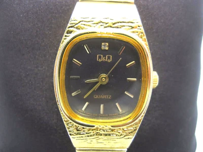 Vintage Women's Q&Q Quartz Analog Dial Casual Watch (A316) - Image 1 of 4