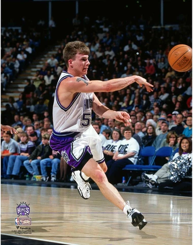 Jason Williams Sacramento Kings Hardwood Classics Unsigned No Look Pass Photo Cover