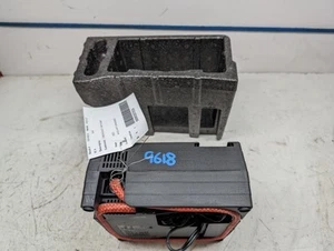 2020-2023 Audi Q7 Emergency Air Pump Fix-A-Flat OEM - Picture 1 of 7