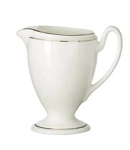 Waterford Kilbarry Platinum White 8oz. Creamer New  - Picture 1 of 5