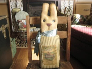 Tela primitiva de 17" para cuidador de estante conejito de Pascua pollitos - Imagen 1 de 7
