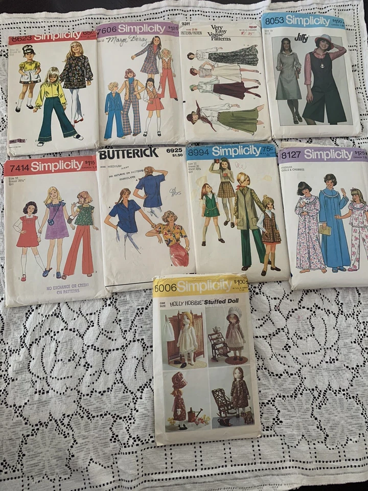 Lot of 9 Sewing Patterns SIMPLICITY BUTTERICK VOGUE PATTERNS Holly Hobbie Doll - Image 1 of 4