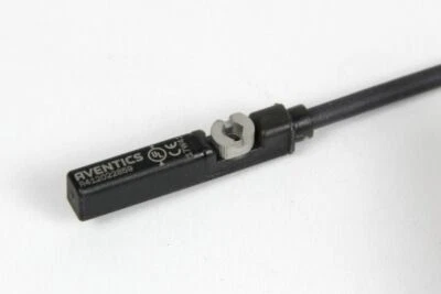 AVENTICS Sensor Proximity Sensor Series ST6-PN-M08T-030 R412022859 - Image 1 of 3