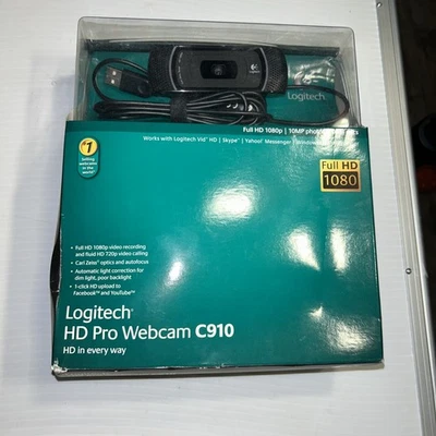 Logitech C910 Webcam HD Pro 1080p with Logitech Vid HD, Black - Image 1 of 4