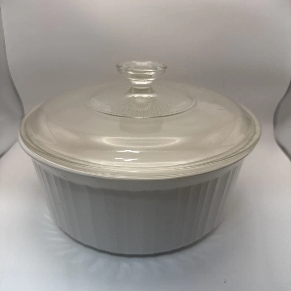 Cazuela con tapa Corning Ware French White F-1-B 2,5 L Foto 1 de 4