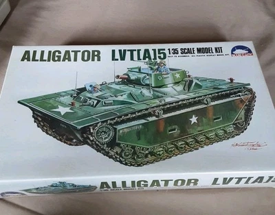 Blue Tank Alligator LVT[A] 5  1/35Scale Model Kit BT-9001 - Image 1 of 3