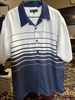 Camisa Montique Grande Blanca y Azul Para Hombre Abotonada Manga Corta XL Perfecto Estado. Foto 1 de 4