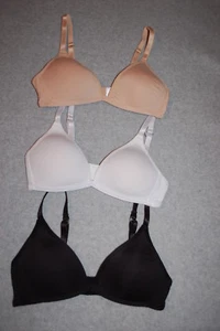 Girls 3 LOT T-SHIRT BRA Adj Strap BEIGE WHITE BLACK Maidenform SIZE 30A - Picture 1 of 1