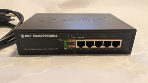 POE-SW501G 5-Port Gigabit PoE Switch– 4 PoE Ports + 1 Uplink Excellent Condition - Picture 1 of 6