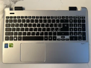 TASTIERA ACER ASPIRE V3 572G COMPLETA DI SCOCCA E TRACKPAD TUTTO FUNZIONANTE!!! - Foto 1 di 6
