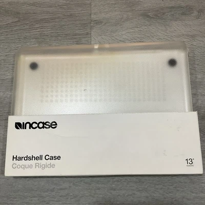 Incase Hardshell Shield Case for 13" MacBook Pro (Non-Retina Version) - Clear - Image 1 of 3