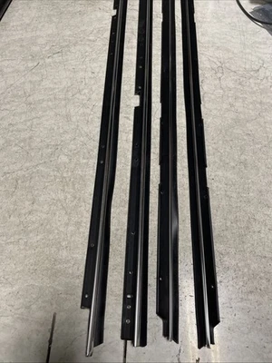 Kit de 4 fieltros barridos de ventana revelan molduras para Monte Carlo Grand Prix Foto 1 de 4