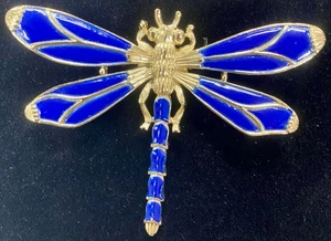 Broche Libélula Vintage Trifari Alfred Phillips Corona Esmalte Azul Firmado - Imagen 1 de 3