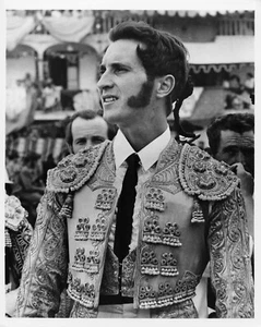 Luis Miguel Dominguin 1957 Press Release/Photo Around the World in 80 Days PB470 - Picture 1 of 4