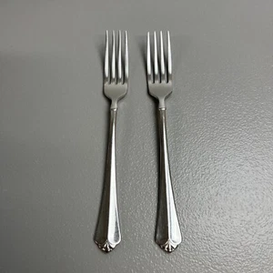 (2) Oneida Cube JUILLIARD Dinner Forks 8” Stainless Lot of 2 - Picture 1 of 7