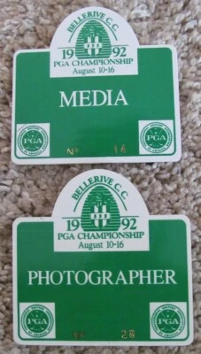 INSIGNIAS DE ENTRADA SEMANAL 1992 CAMPEONATO PGA MEDIOS Y FOTO-RADIO NICK PRECIO GANAR Foto 1 de 2