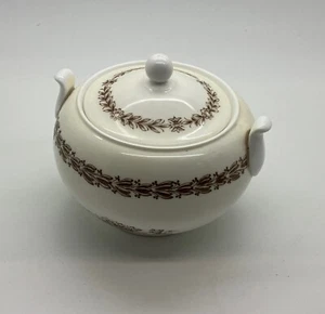 WEDGWOOD LIDDED SUGAR BOWL - 146 SHAPE - APPLEDORE PATTERN - SINGLE COLOUR - Picture 1 of 4