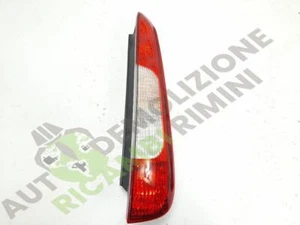 FANALE POST. DX. FORD C-MAX «II» (2007) * - Foto 1 di 4