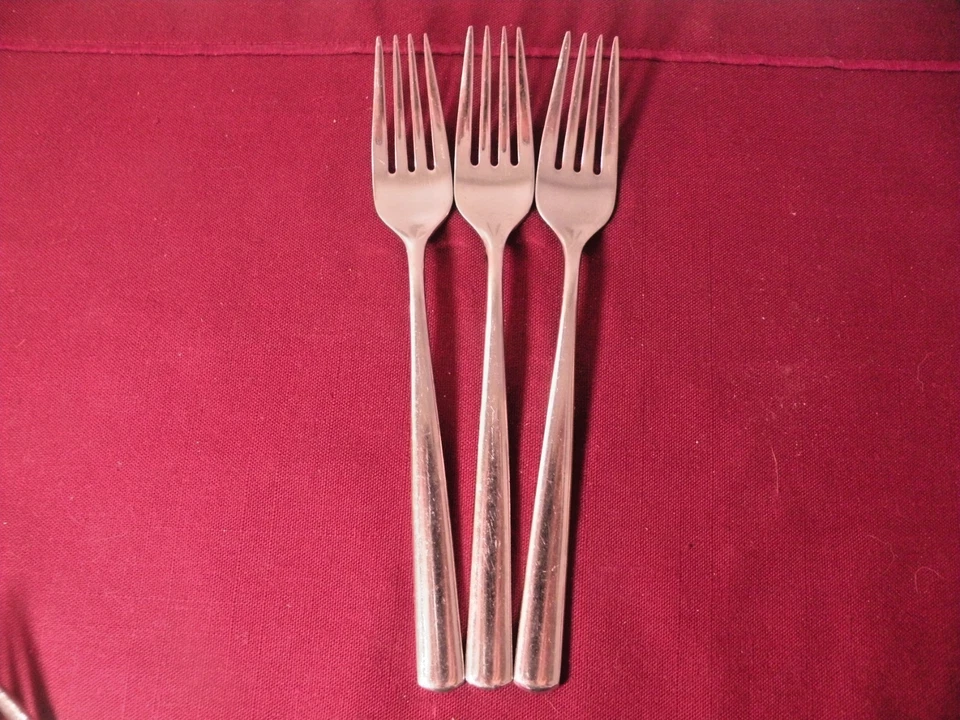 Set Of 3 Dinner Forks MANAOS BISTRO WMF Cromargan stainless flatware 7 7/8" - Image 1 of 4