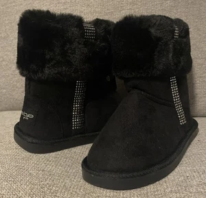 bebe MÄDCHEN Microsuede WINTERSTIEFEL schimmernd Strass Slipper Gr. 3 NEU - Bild 1 von 5