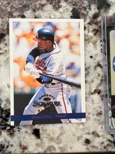 Tarjeta serie Donruss Signature 1997 Atlanta Braves Kenny Lofton #2 - Imagen 1 de 1