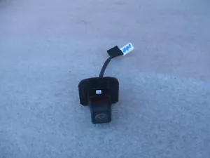2016-2017 SUBARU CROSSTREK I REAR VIEW CAMERA OEM 86267FJ500 USED - Picture 1 of 8