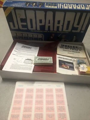 Jeopardy Pressman Games 1986 Board Game 3-5 Players ages 8+ Complete. - Image 1 of 4