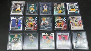ASSORTED PACKERS TRADING CARDS INCLUDING A GRADED 2004 FLEER ULTRA BRETT FAVRE - Picture 1 of 6