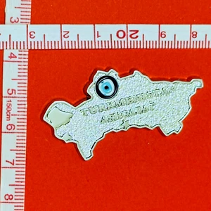 TURKMENISTÁN / MAPA DEL PAÍS / IMÁN DE NEVERA DE METAL / RECUERDO TURÍSTICO - Imagen 1 de 6