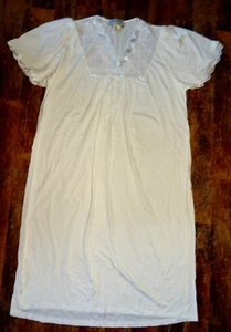 Boutique Bis Elegance Paris Nachthemd Gr.44 - Bild 1 von 3