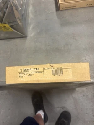 NEW E57SAL12A2 Cutler Hammer Tubular Inductive Proximity Sensor - Image 1 of 2