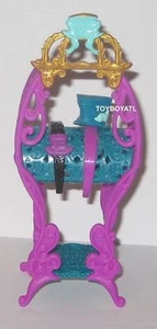 Ever After High Getting Fairest Madeline Hatter Doll Accessories Shelf Headbands - Picture 1 of 1