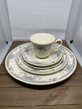 Royal Doulton Juliet Romance Collection H5077 5 Piece Place Setting Plate Cup