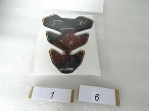 Universal Motorcycles Fuel Tank Pad / Protector Sticker / Decal (Small Size) #16 - Imagen 1 de 2