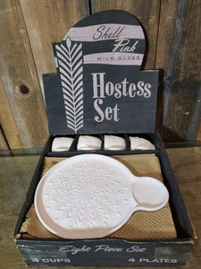 Juego de 8 platos de taza de vidrio de leche rosa concha de plumas Jeannette vintage - Imagen 1 de 15