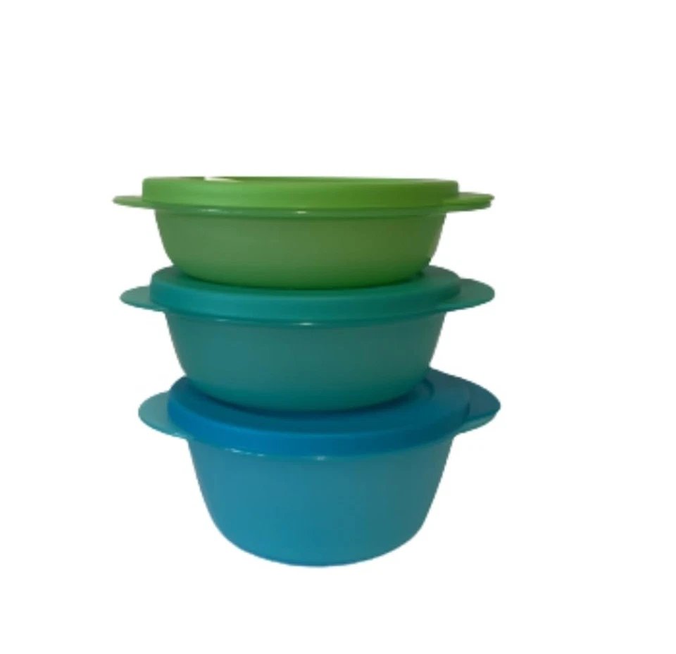 Tupperware CRYSTALWAVE round set, 1.75, 2.5 & 3.5 Cup, - Image 1 of 1