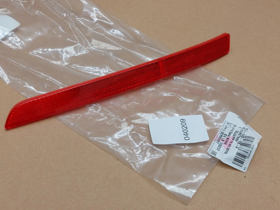 Reflector luz trasera izquierda volkswagen transporter caravelle t5 7e0945105a original Foto 1 de 4