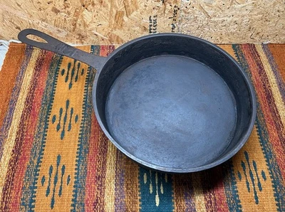 Antique Primitive Cast Iron 12” Spider Skillet Gate Mark 3 Footed Open Fire - Image 1 of 4