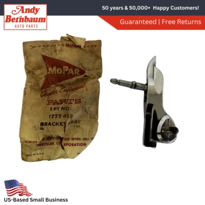 1957-1958 Dodge Chrysler правое вентиляционное крыло нижний шарнир и кронштейн 1777402 новый из старых запасов. - Изображение 1 из 4