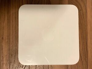 Apple AirPort Extreme Wireless N Router A1354 (MC340LL/A)