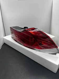 Volvo C70 Rear Light Right Pass side 06-09 TailLamp OEM NEW 31294063 - Picture 1 of 5