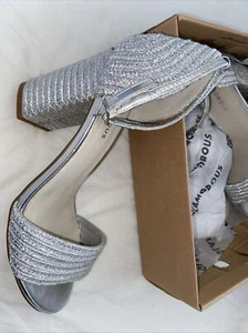 Glamorous woman’s silver block heels UK7 EU40 - Picture 1 of 8