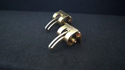 Rolha de porta Toyota Land Cruiser FJ40 FJ45 FJ43 BJ40 BJ42 BJ43 BJ45 HJ47 J4  - Imagem 1 de 4