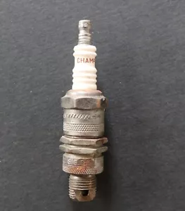 Ancienne bougie CHAMPION H8 old spark plug candella bujía Tennpluggen - Picture 1 of 1