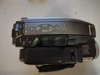 Panasonic Palmcorder WORKS - Image 1 of 4