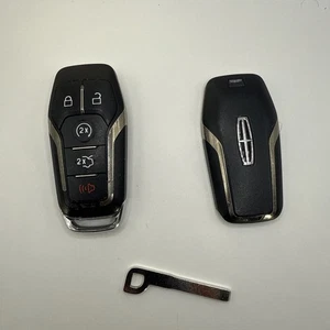  OEM Lincoln MKC MKX MKZ Smart Key 5B Trunk / Remote Start M3N-A2C31243300 - Picture 1 of 9
