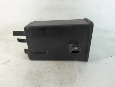 2009 三菱 Galant 燃料蒸汽炭罐 CW1TC — 第 1/4 张图片