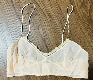 Antiker Vintage Bralette-BH rosa pfirsichfarben Seide Spitzenbesatz 1930 1940 - Bild 1 von 6