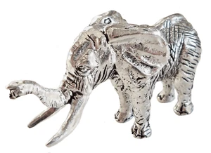 Adorno de peltre macizo de elefante toro - Hecho a mano en Cornualles - Imagen 1 de 5