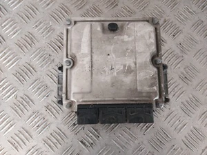 Calculateur Moteur BOSCH - RENAULT ESPACE III (3) 2,2L DCI - Réf : 7700115492 - Picture 1 of 5